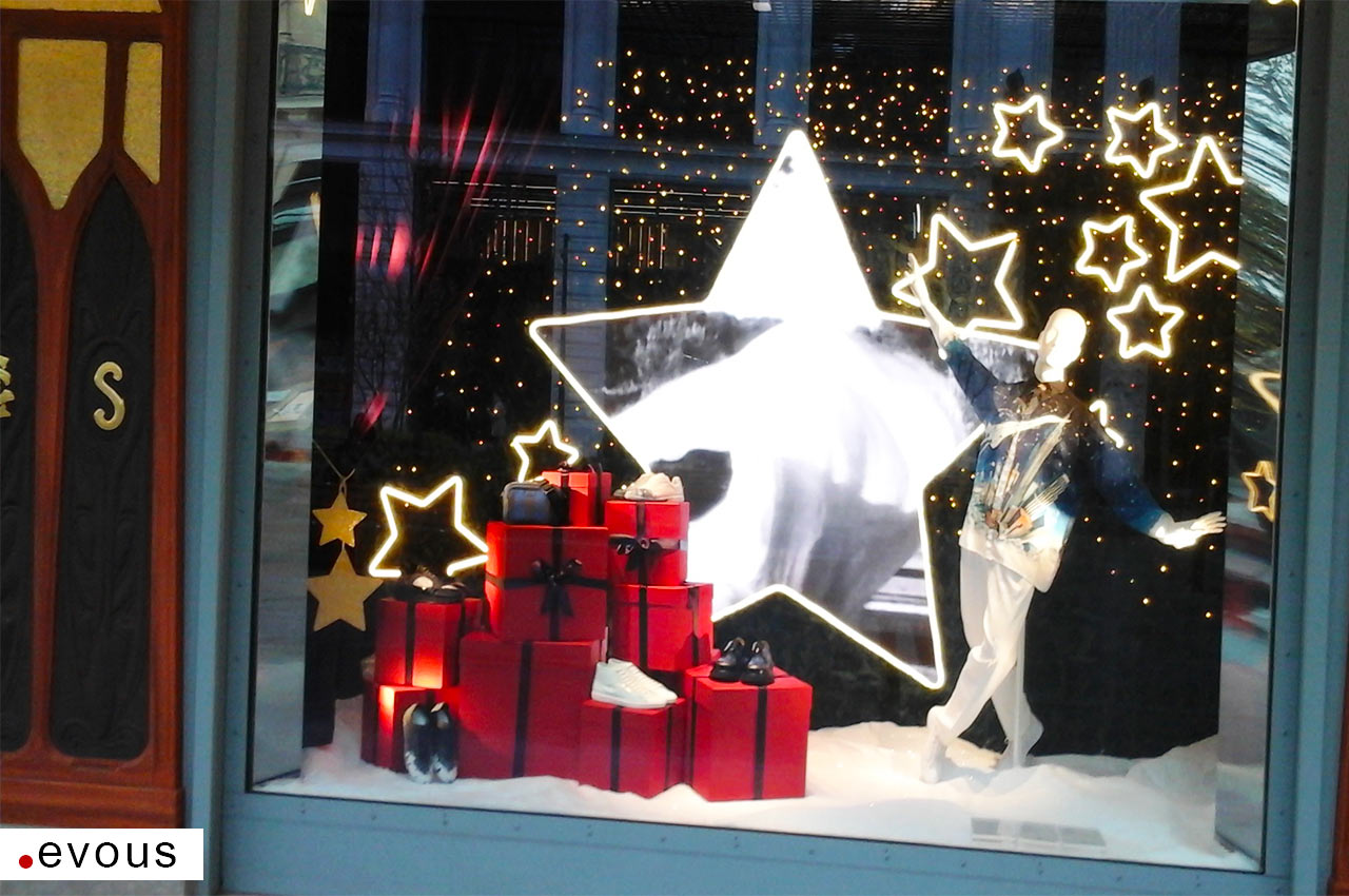 cuivre Postérité Ou image vitrine de noel plan client De nombreuses
