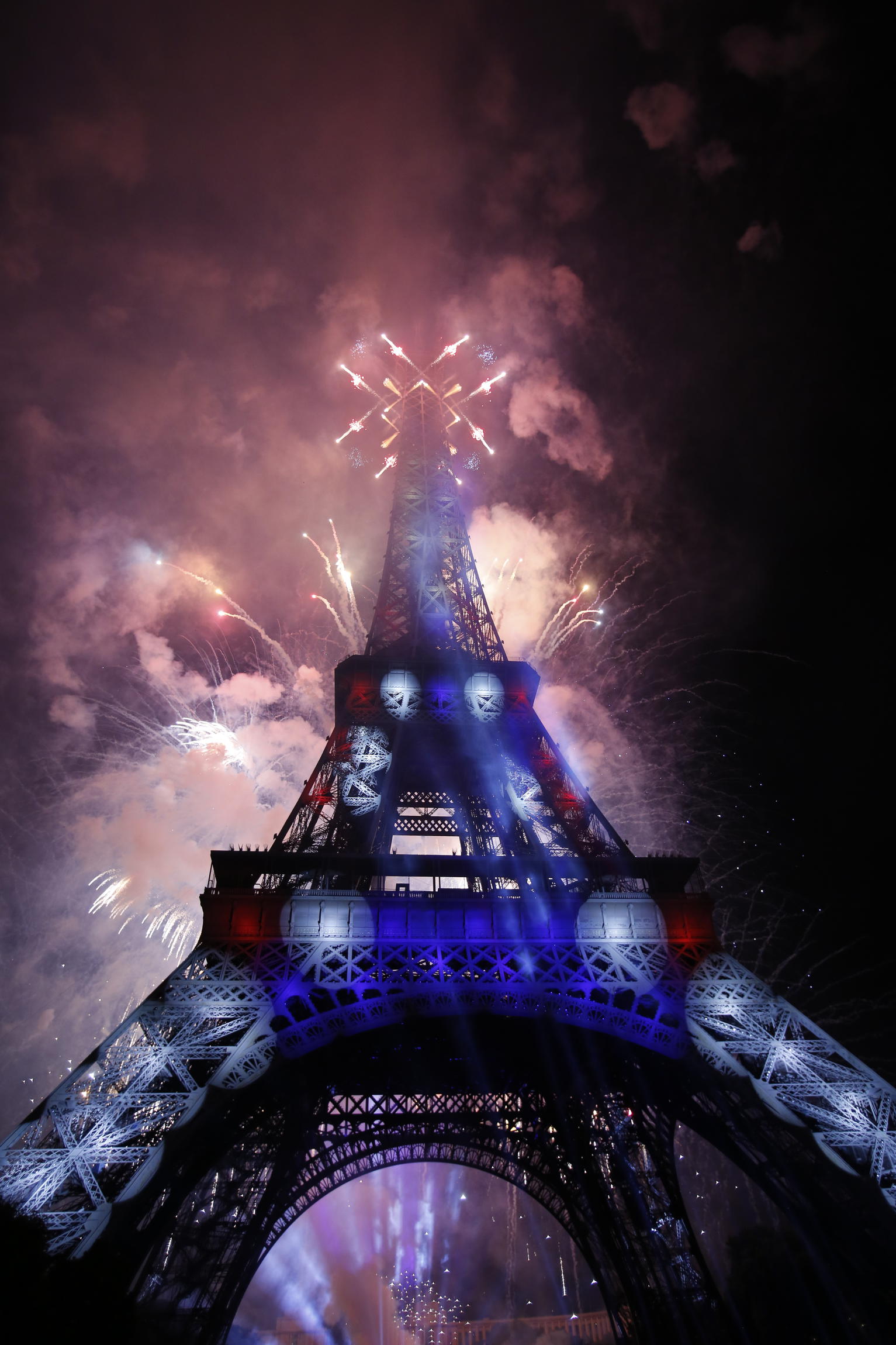 Feu d'artifice de la Tour Eiffel / Château de Versailles