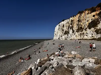 Vacances à Mers-les-Bains : votre guide de la station balnéaire Belle‑Époque en Baie de Somme